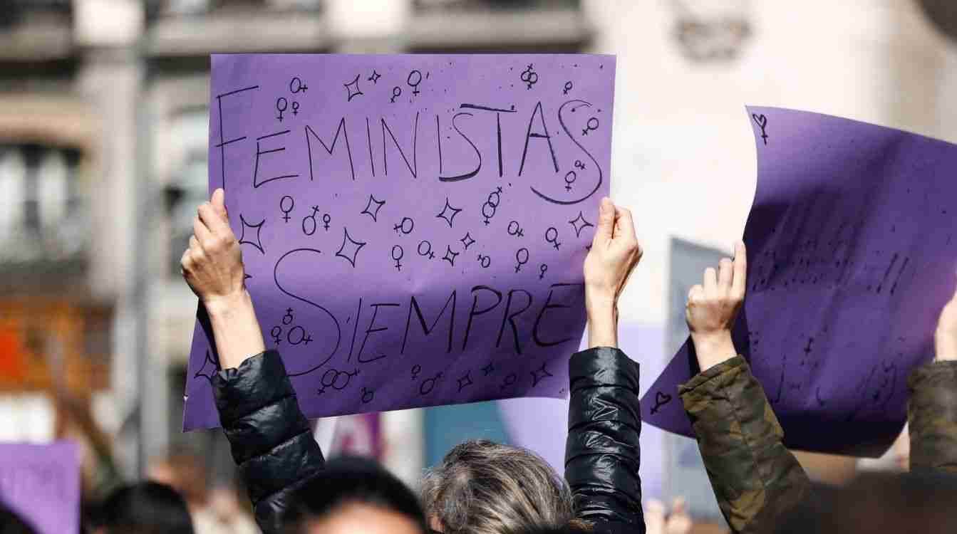 La Spagna impazzisce sulla definizione di “vittima” e “femminicidio”